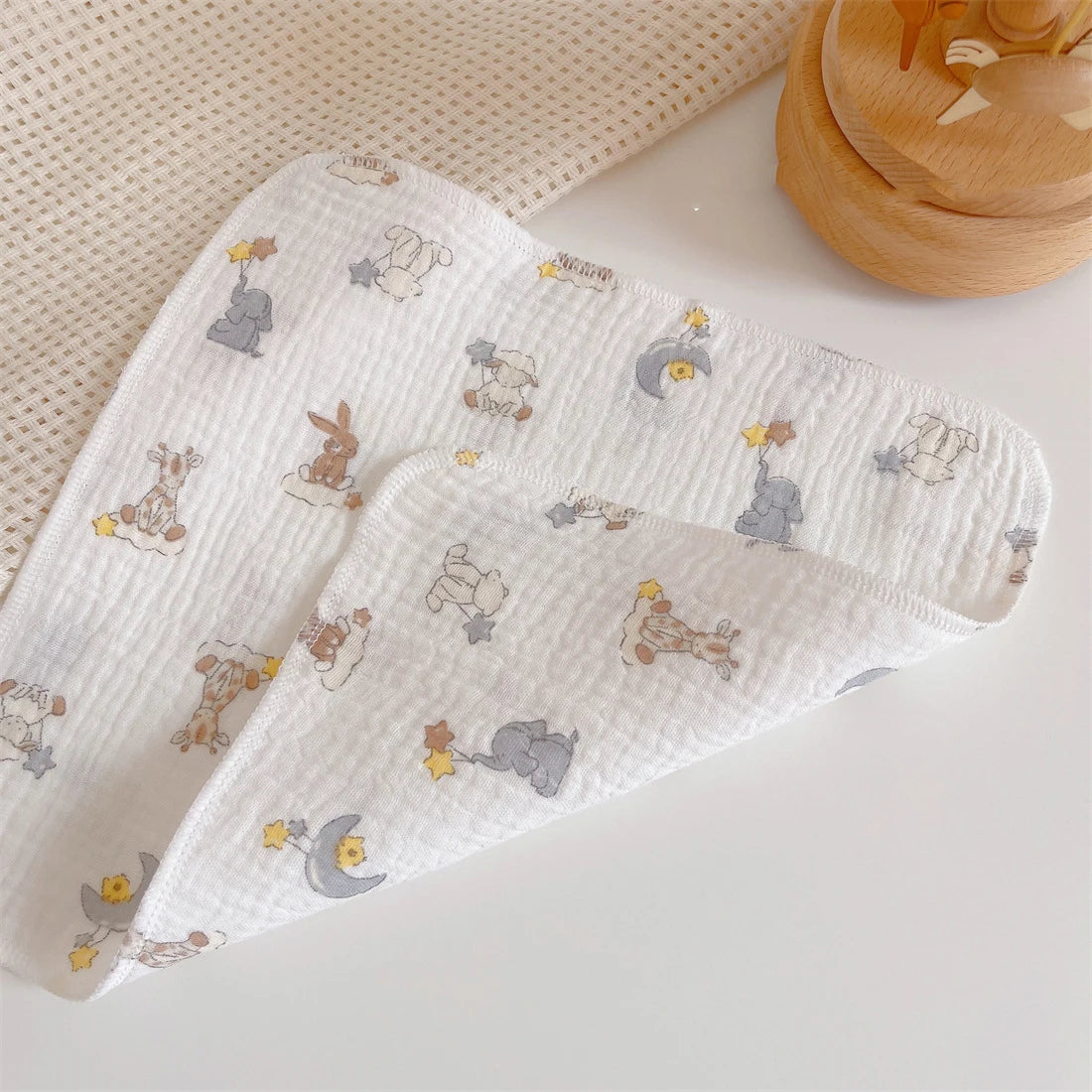Babete de Algodão para Bebé – Gaze Macia e Absorvente
